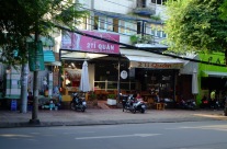 Early Saturday on Van Tan Street